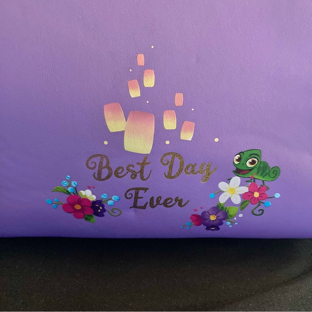 Rapunzel Dreams Mini Backpack 💜☀️ - Picture 4 of 9
